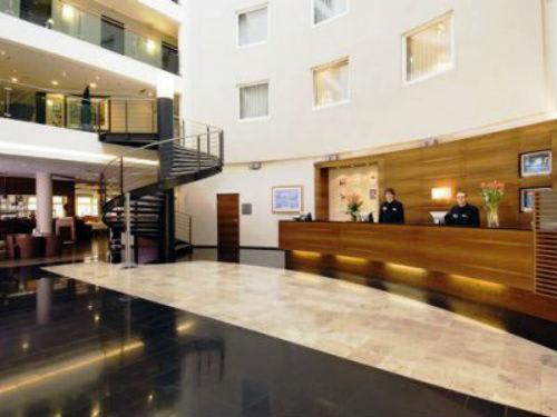 NH BUDAPEST CITY ロビー(C)MIKI TRAVEL