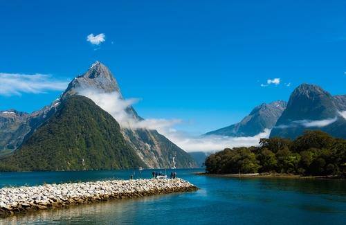 ≪世界遺産広大な自然が広がるミルフォードサウンドの風景/イメージ≫