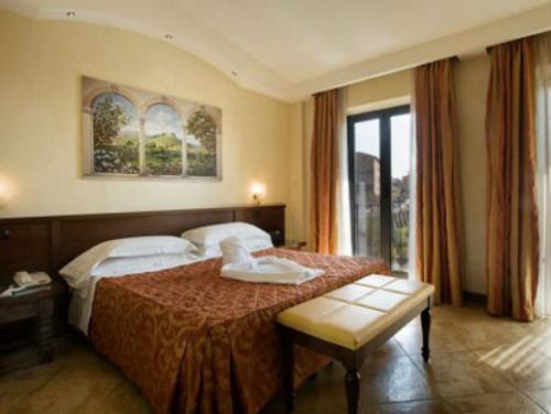 各都市ホテルアップグレード可能です／Athenaeum お部屋一例(C)MIKI TRAVEL