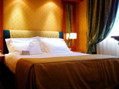 Four Points by Sheraton お部屋一例(C)MIKI TRAVEL