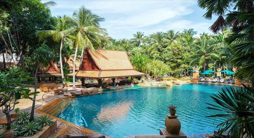 【Avani Pattaya】リゾートを感じられるプール(ホテル提供)
