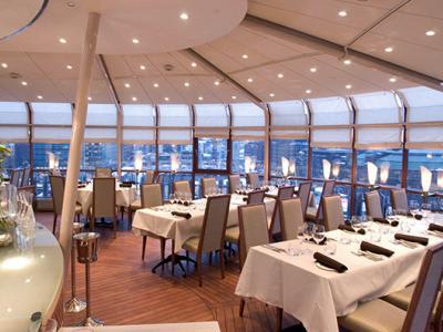 ORIGINAL SOKOS VAAKUNA/レストラン (C)MIKI TRAVEL