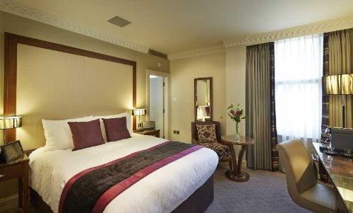 ホテルアレンジ可能です/Amba Hotel Charing Cross お部屋一例 (C) ホテルベッズグループ