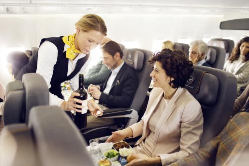 ルフトハンザドイツ航空 プレミアムエコノミークラスへのアップグレードお見積り可能！