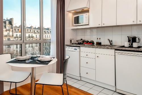 ホテルの変更アレンジが可能です！例）Citadines Bastille Marais Paris　客室一例（イメージ）