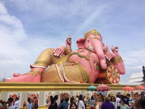 願い事が叶う！？ピンクガネーシャ