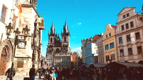【プラハ】天文時計と旧市街広場/イメージ（社員撮影）