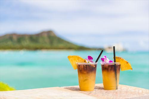 【ハワイ】ごほうびハワイ　ビーチでのトロピカルドリンク