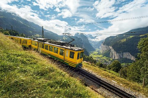 ユングフラウ鉄道/イメージ 写真：スイス政府観光局/Marcus Gyger