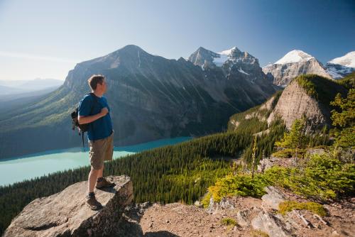 *レイクルイズ　(C)Banff & Lake Louise Tourism