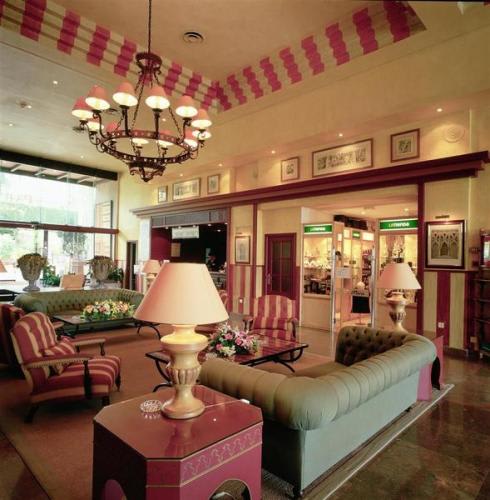 Parador de Cordoba ロビー/イメージ(C)HOTEL BEDS