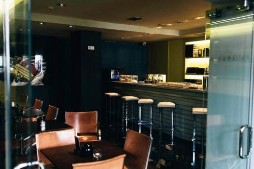 Hotel Miro バー/イメージ(C)HOTEL BEDS	