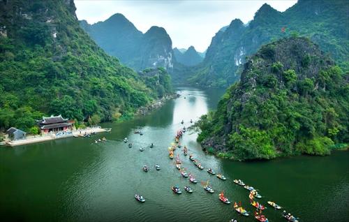 ベトナム屈指の絶景クルーズを楽しめる世界遺産「チャンアン」