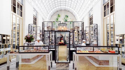 【リッツカールトン】レストラン『コロニー』（画像：ホテル提供）