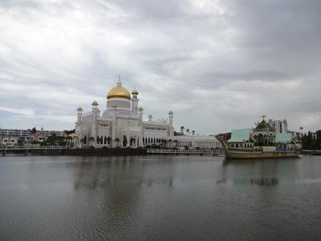 ブルネイ王国の象徴 オールドモスク(社員撮影)